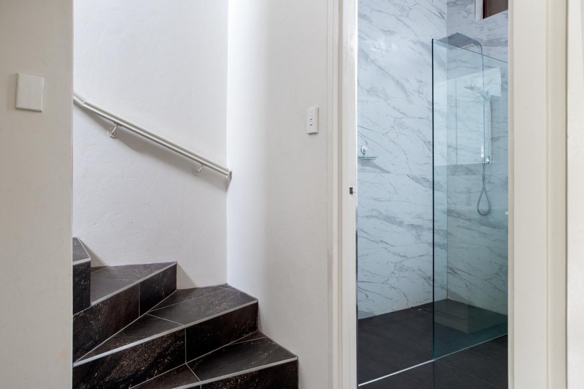 Spacious 3-Bed Townhouse In Stylish Balmain Sydney Exterior photo